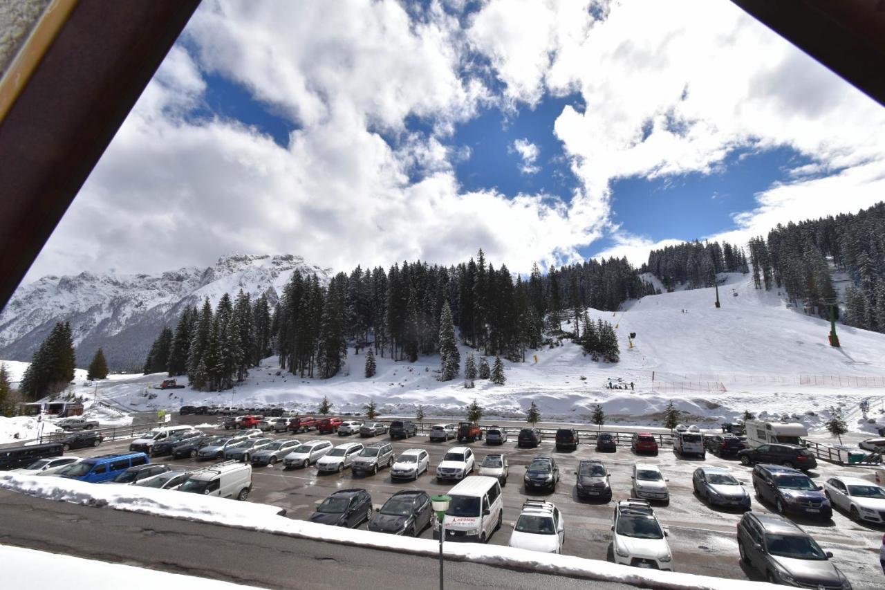 Ville Golf & Ski Madonna Exterior foto